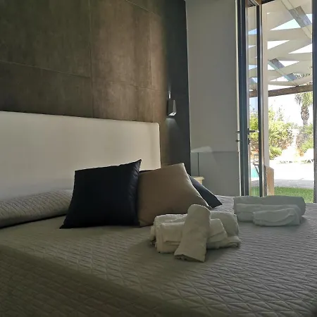 לינה וארוחת בוקר Casale Salento *