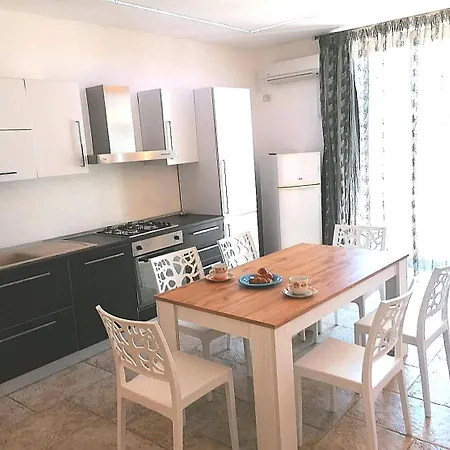 לינה וארוחת בוקר Casale Salento *