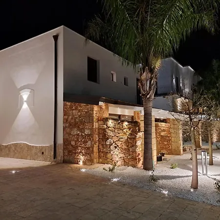 فندق مبيت وإفطار Casale Salento *