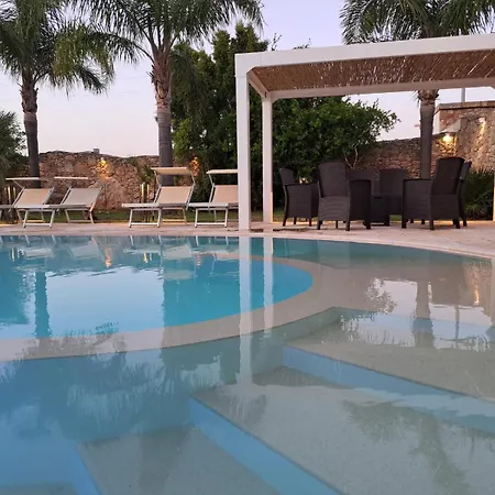 Casale Salento فندق مبيت وإفطار