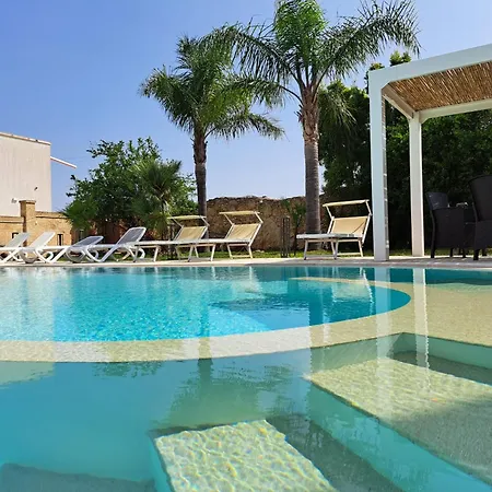 فندق مبيت وإفطار Casale Salento