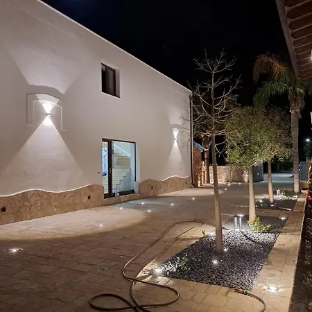 فندق مبيت وإفطار Casale Salento