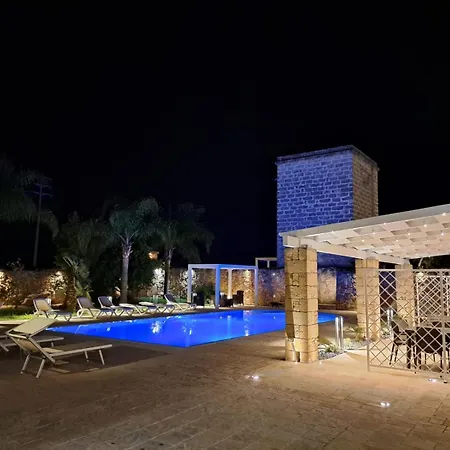 Casale Salento فندق مبيت وإفطار